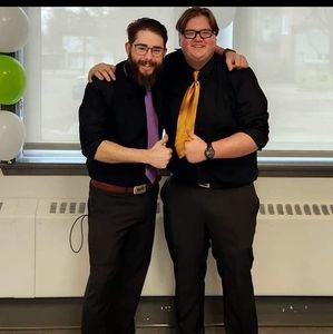 Meet your Posher, Christopher